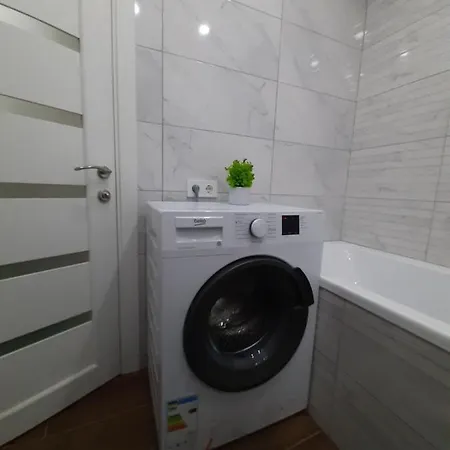 Апартаменты Marin В Самом Центре Kharkiv Exterior photo